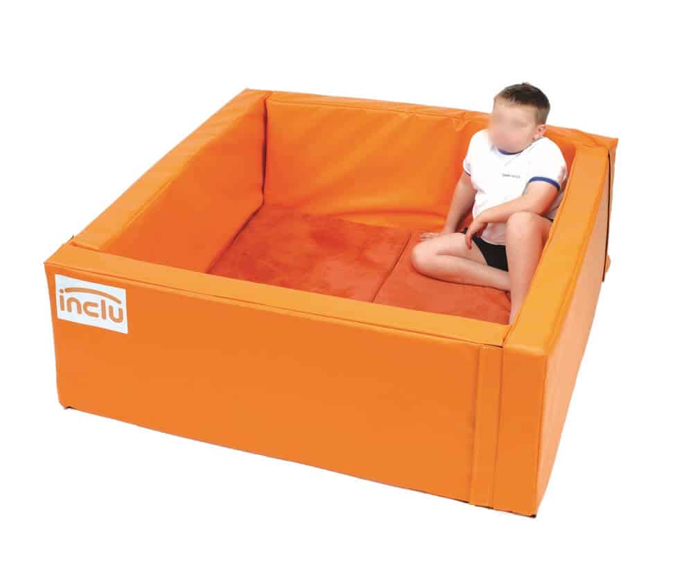 Chill Out Den Seating & Positioning Size Size: 130 x 130cm.
Storage size: 120 x 50 x 50cm